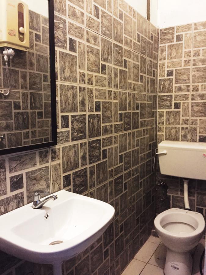 Tonight Hotel Hostel Джордж Таун Екстериор снимка