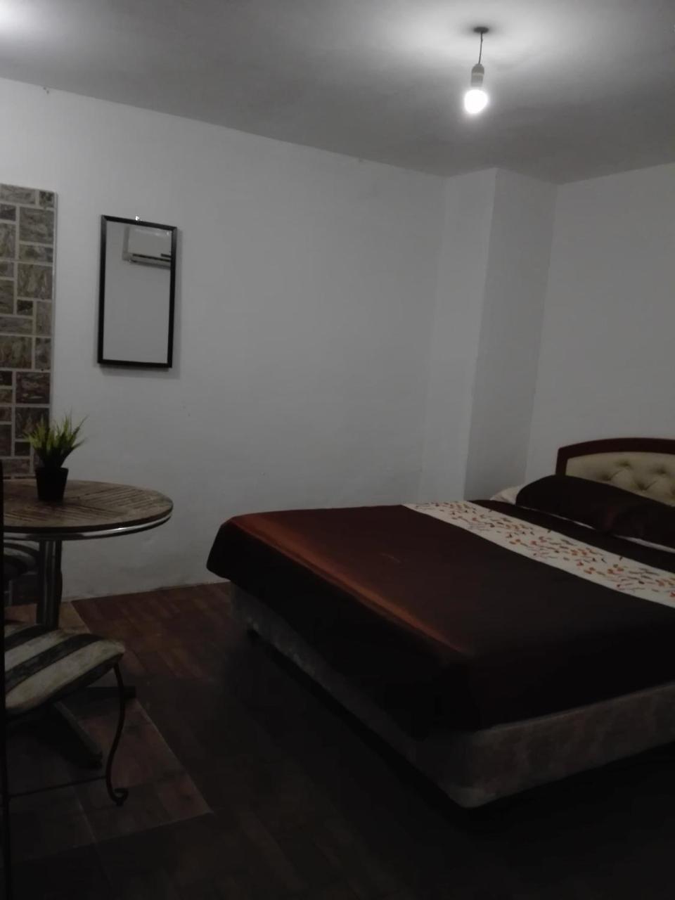 Tonight Hotel Hostel Джордж Таун Екстериор снимка