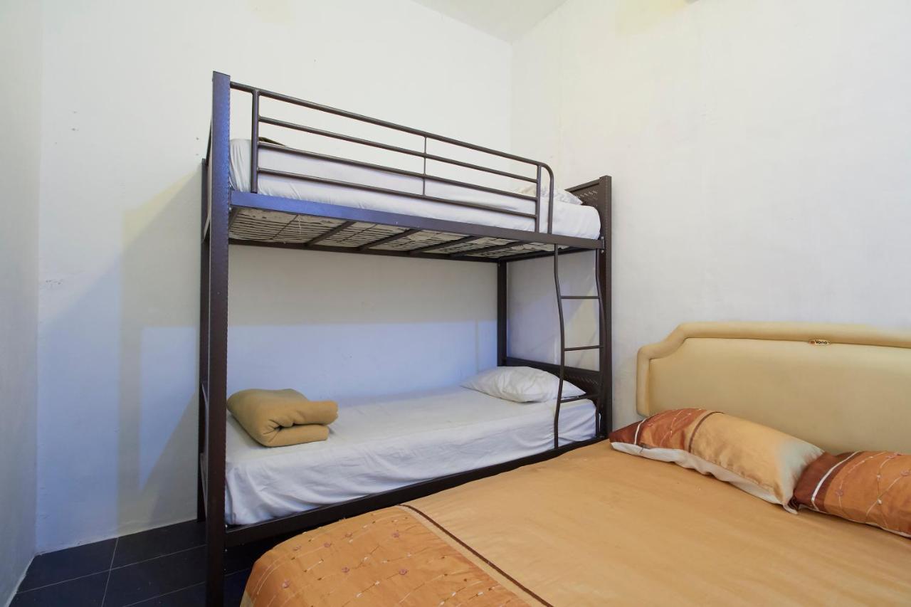 Tonight Hotel Hostel Джордж Таун Екстериор снимка